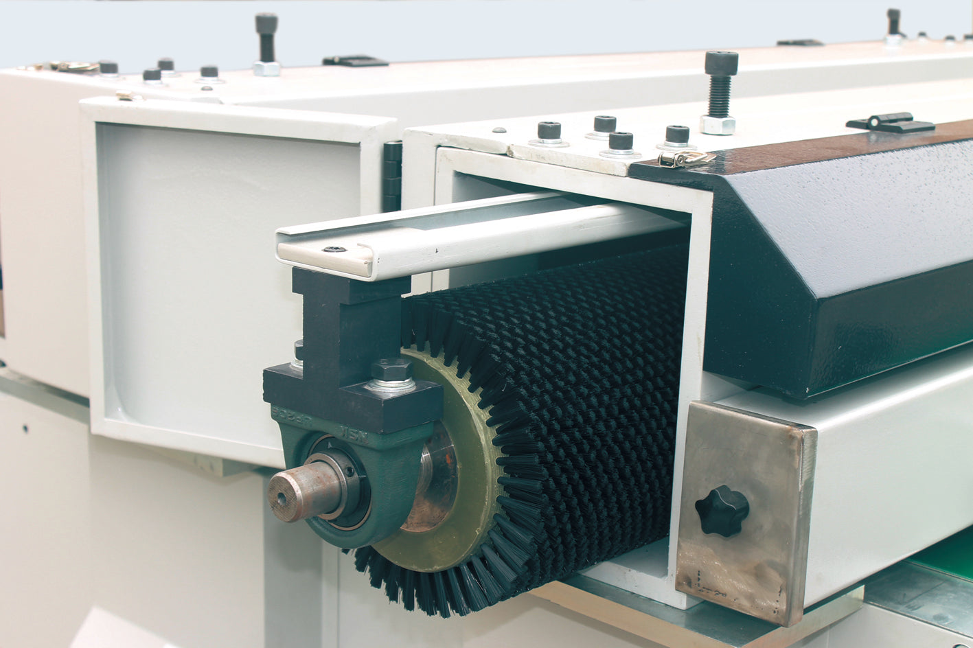CureUV Industrial Brush Machine